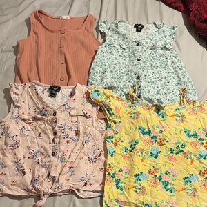 Floral and Solid Sleeveless Tops Set